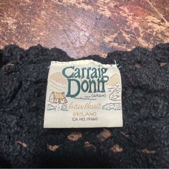 Carraig Donn‎ Black Crochet Flowers 100% Pure Irish Boho Indie Wool Sweater S - Picture 10 of 10